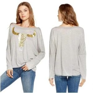 Chaser Long Sleeve Golden Cattle Skull Graphic Top